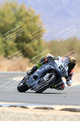 media/May-15-2022-SoCal Trackdays (Sun) [[33a09aef31]]/Turn 7 (1145am)/